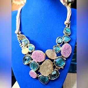 🔥 Vineyard Haven Druzy Quartz & Crystal Collar Necklace